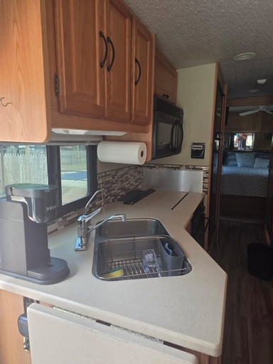 003-kitchen-sink.jpg
