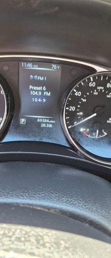 010-instrument-cluster.jpg